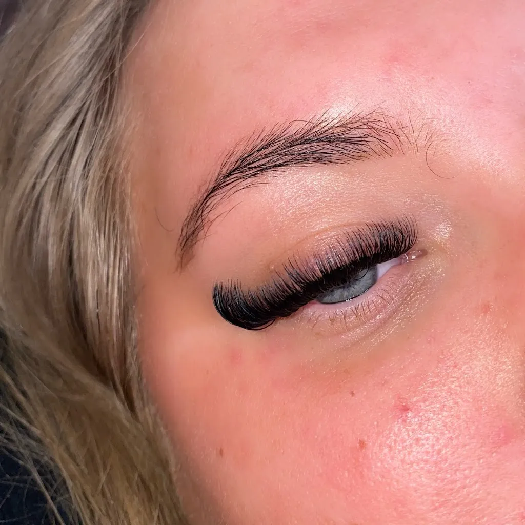 Lashes By Hols