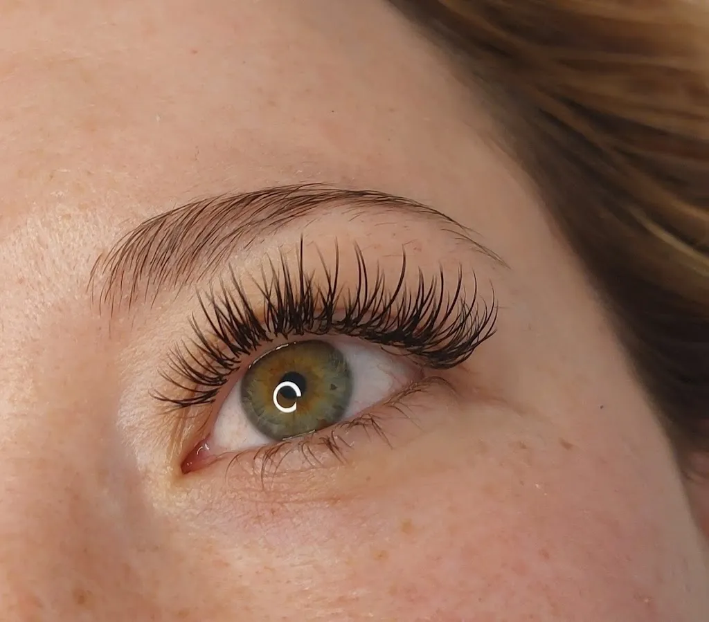 Leading Lashes