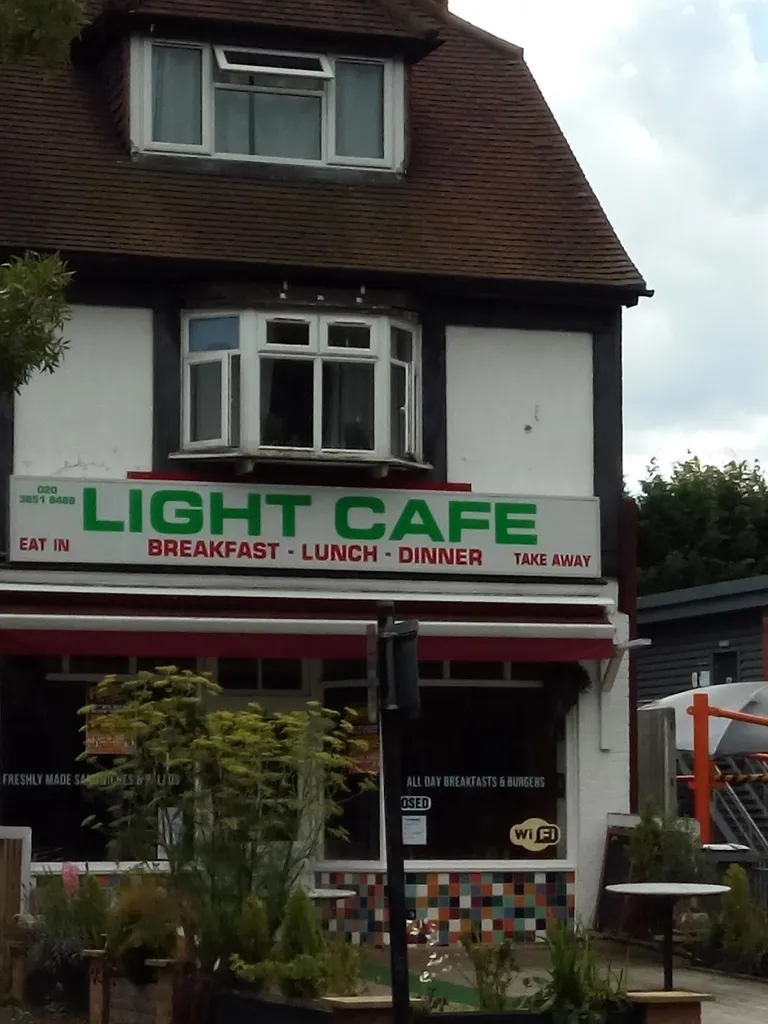 Light Cafe