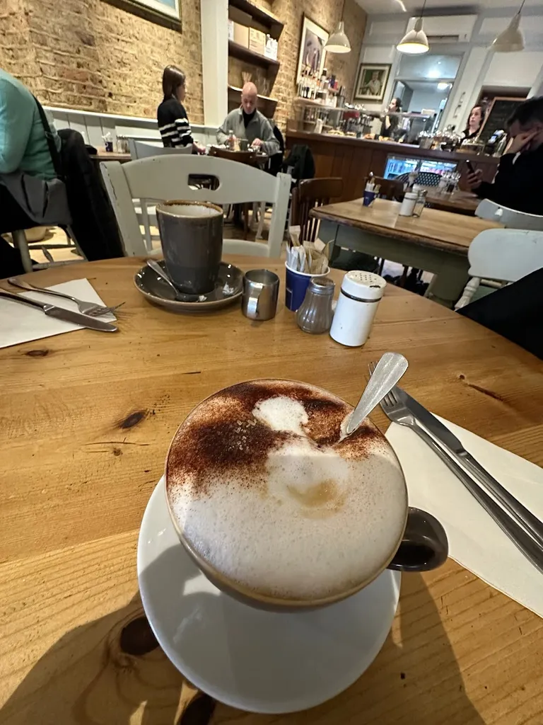 Liz Café