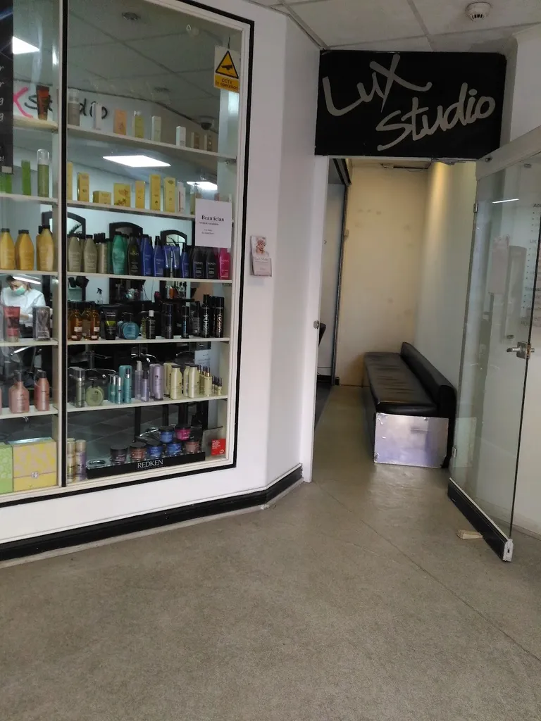 Lux Studio (Hair Beauty and Sunbeds)