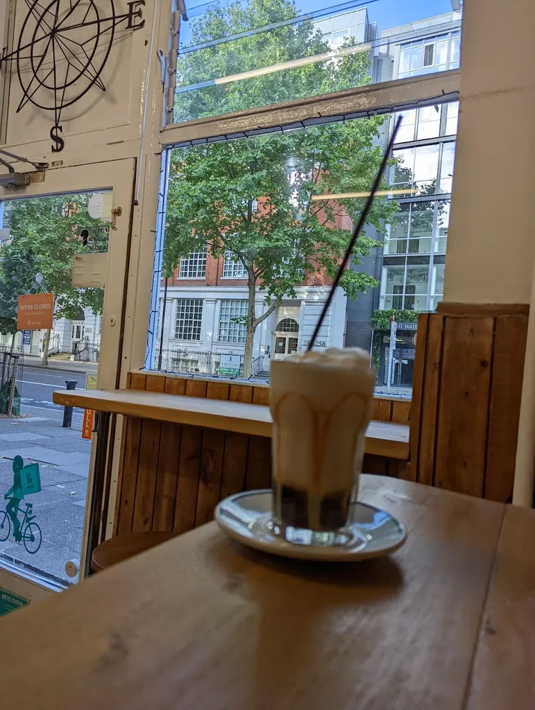 Mama's Cafe.
