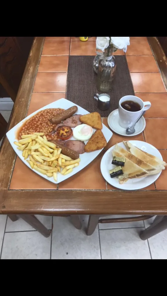 MarMar Cafe