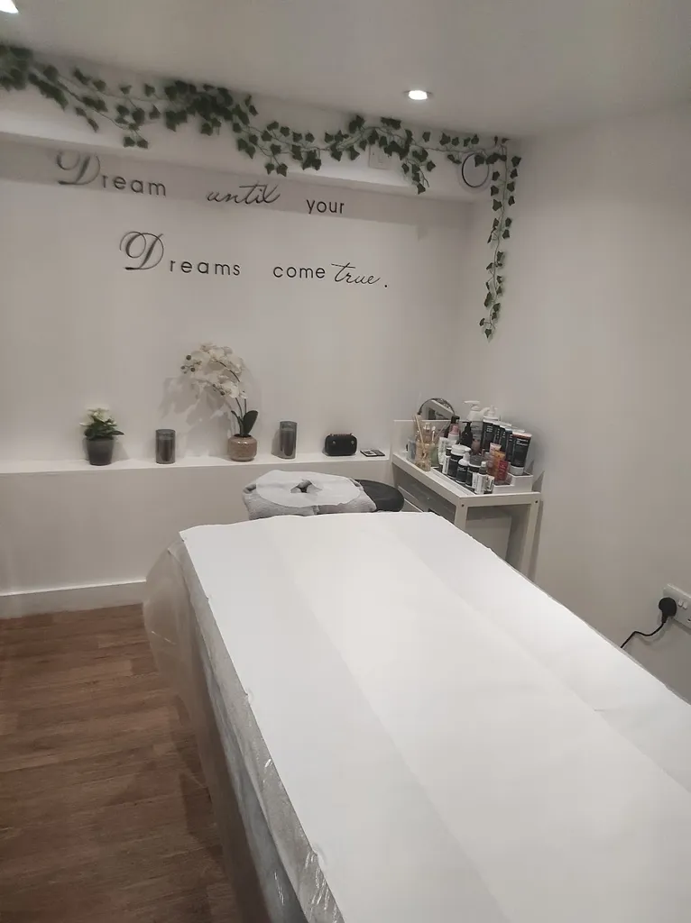 Massages and Beauty by Lina