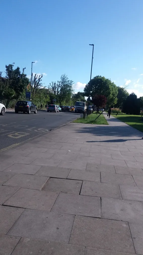 Moat Farm Road (Stop D)