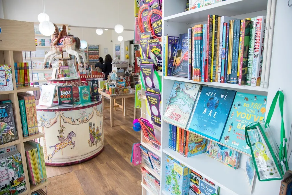 Moon Lane Books