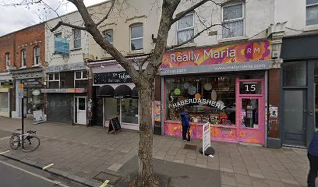 Mrs Feelgood Beauty Salon