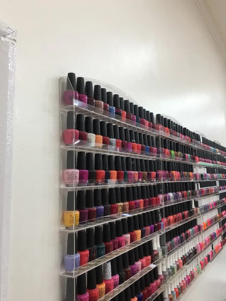 Nail & Nails