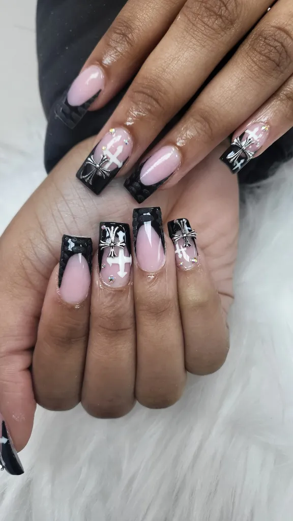 Nails Extreme