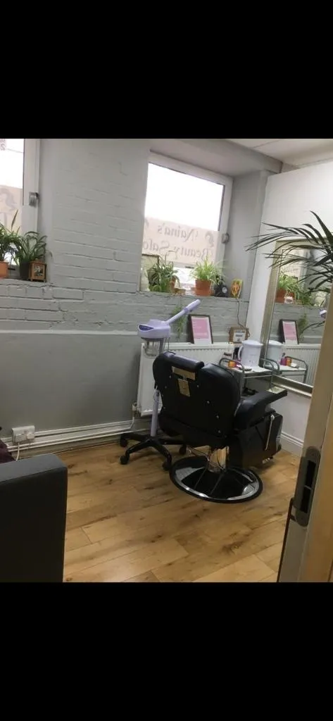 Naina's Beauty Salon