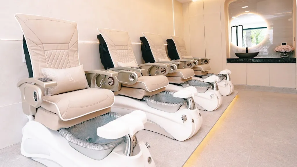No2 Nails & Beauty Lounge