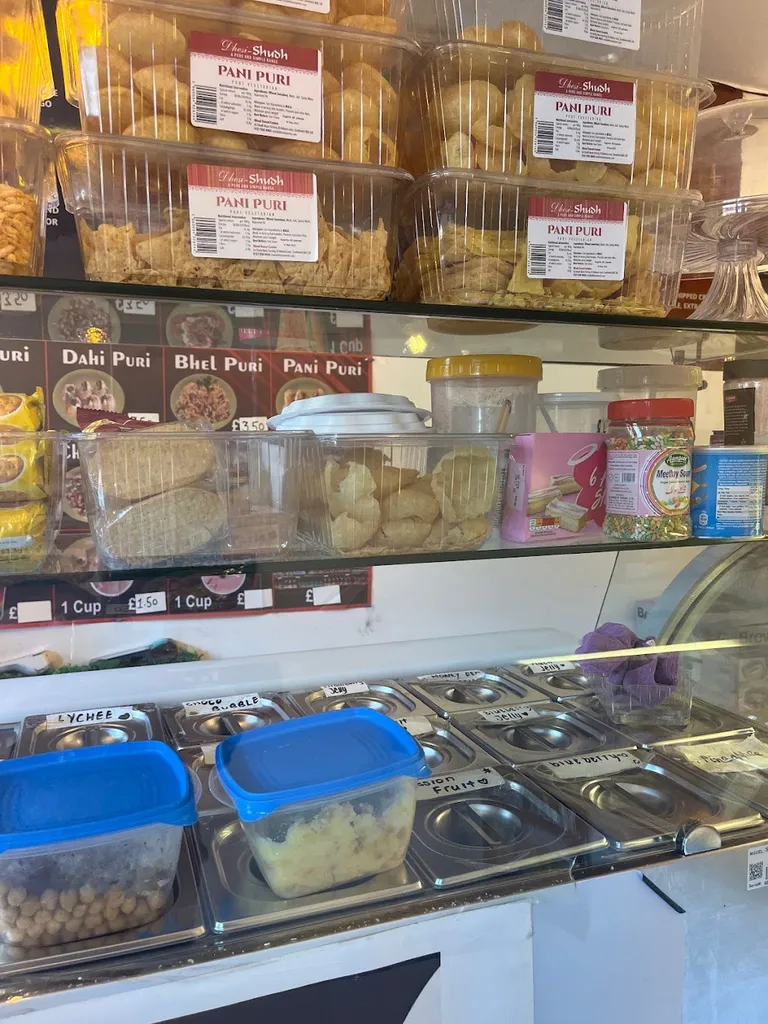 Numnum’s Fruit Tea and Desserts