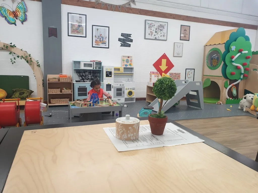 Ollie Polly Play Cafe