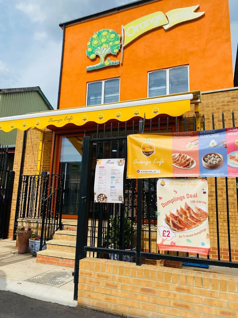 Orange Café