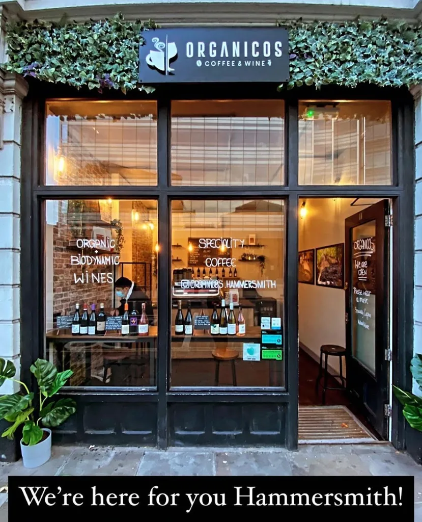 Organicos Coffee & Wine