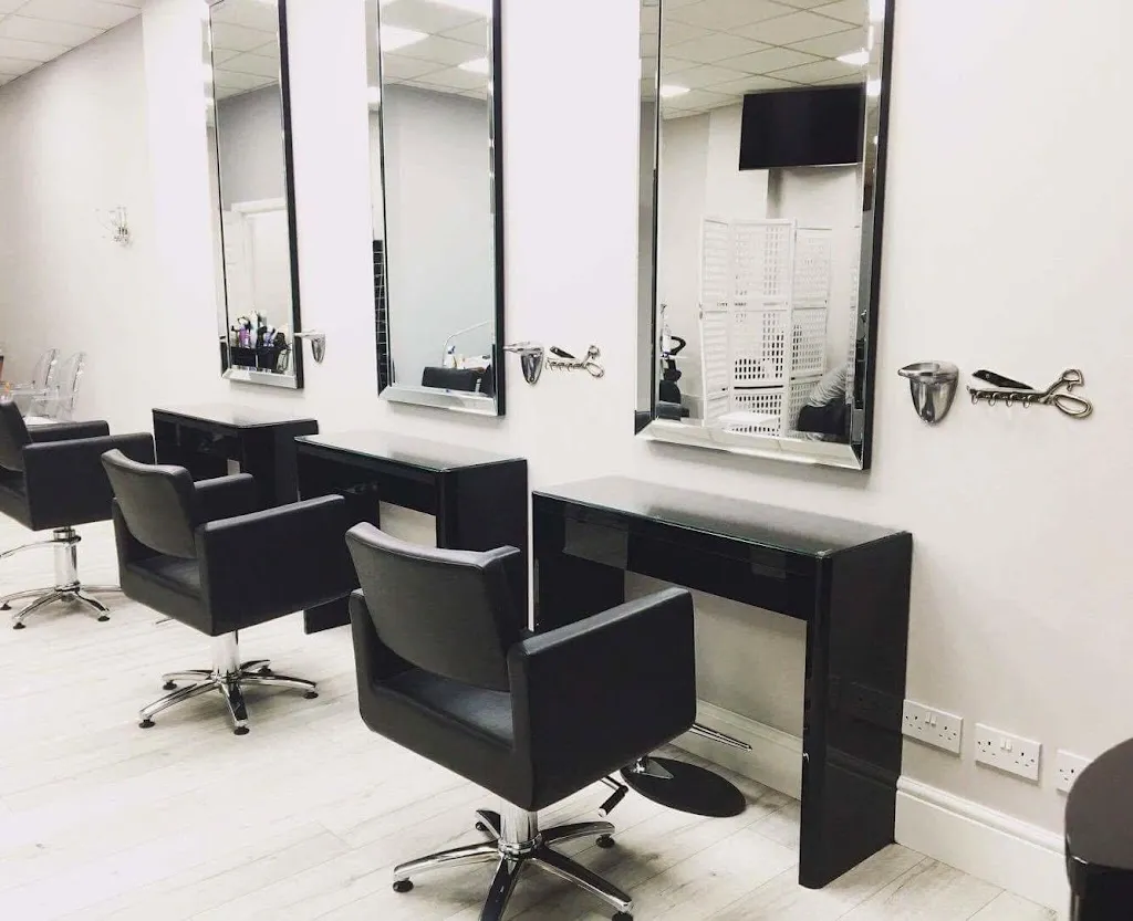 Panele Hair and Beauty Salon