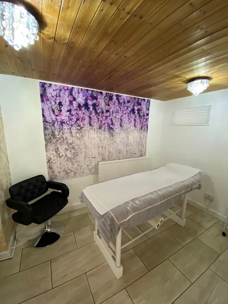 Pavs beauty hub