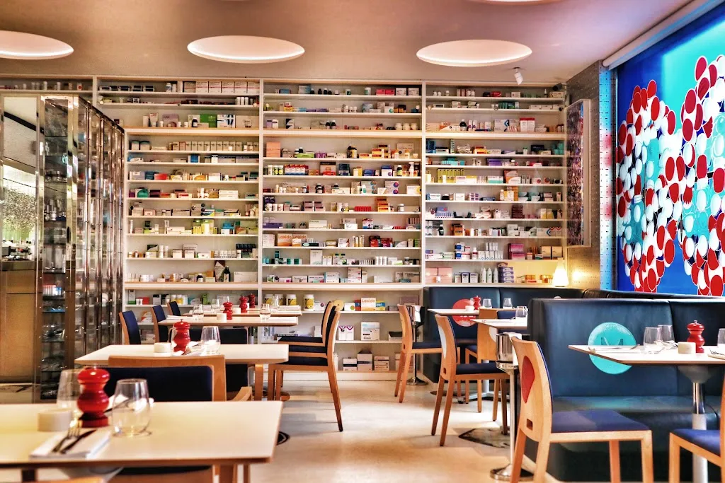 Pharmacy 2 Café