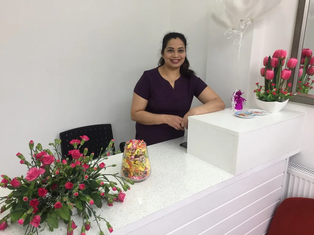Priya's Hair & Beauty Salon - Ladies Only