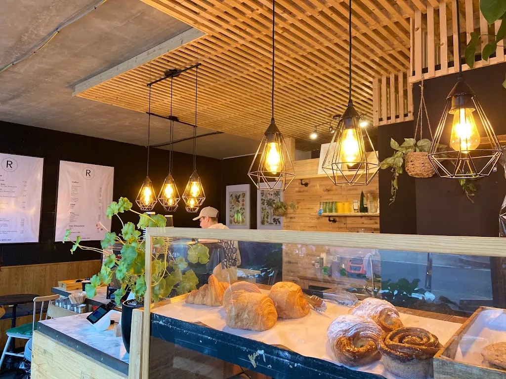 Raw Deli