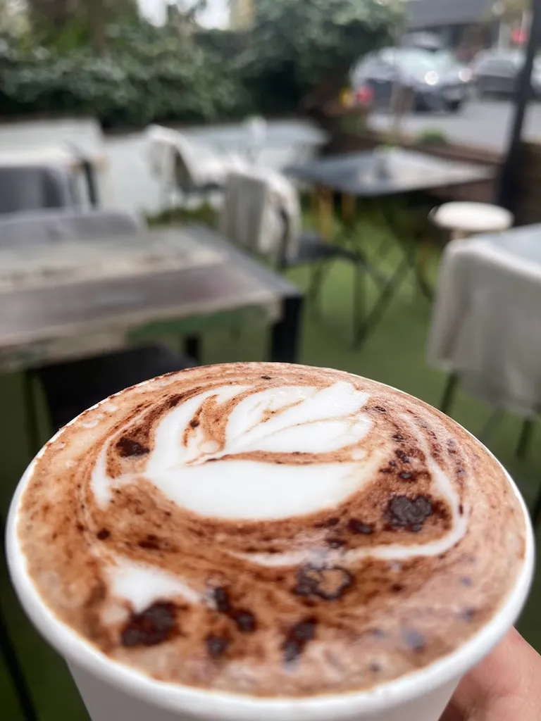 Reyes Coffee & Brunch