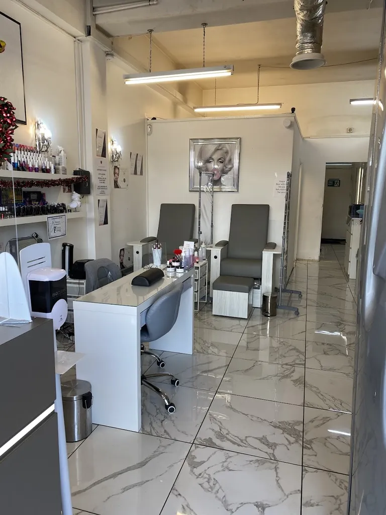 Sarah Crawford Advanced Aesthetics Clinic & Academy