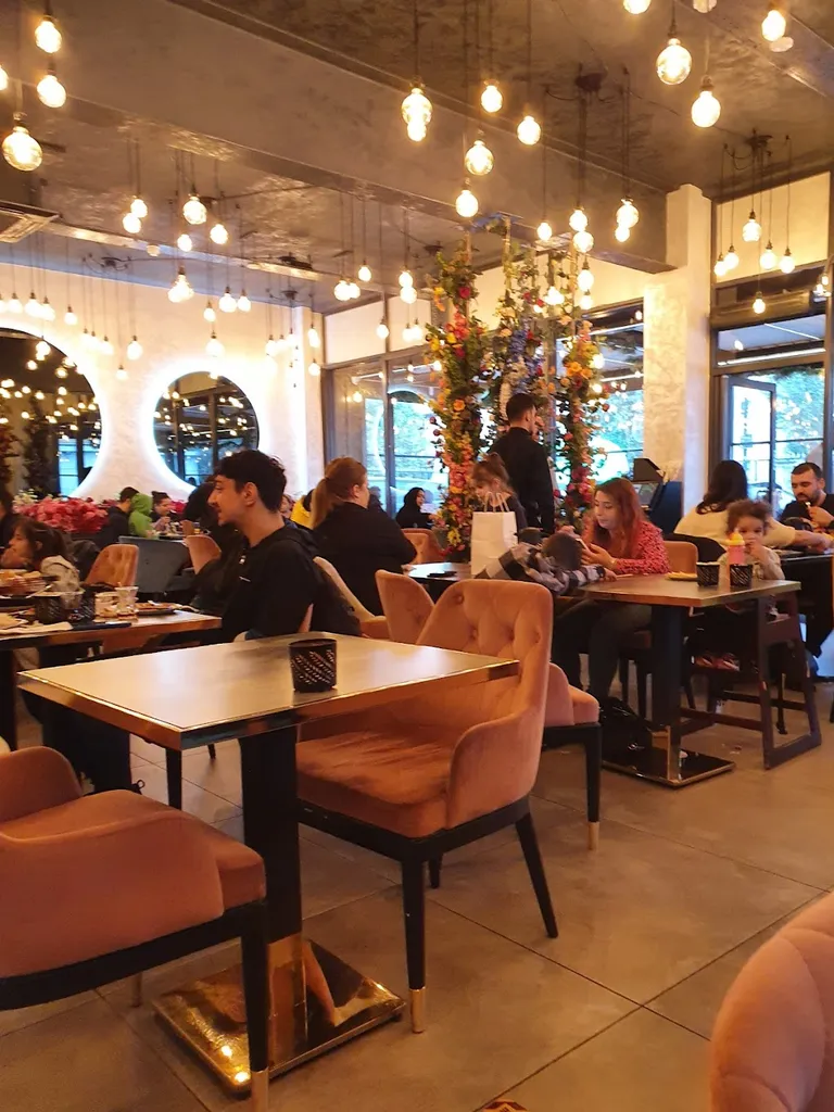Shakespeare Cafe Bistro