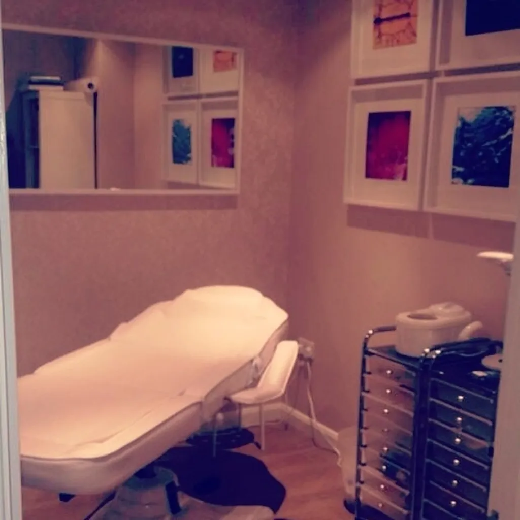 Shimmer Tanning, Nails and Beauty Salon