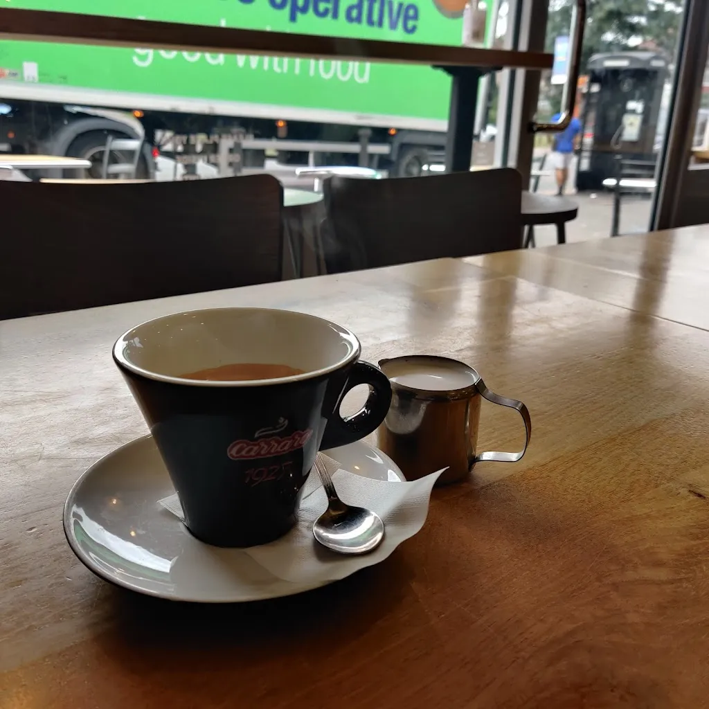 Shirley Cafe