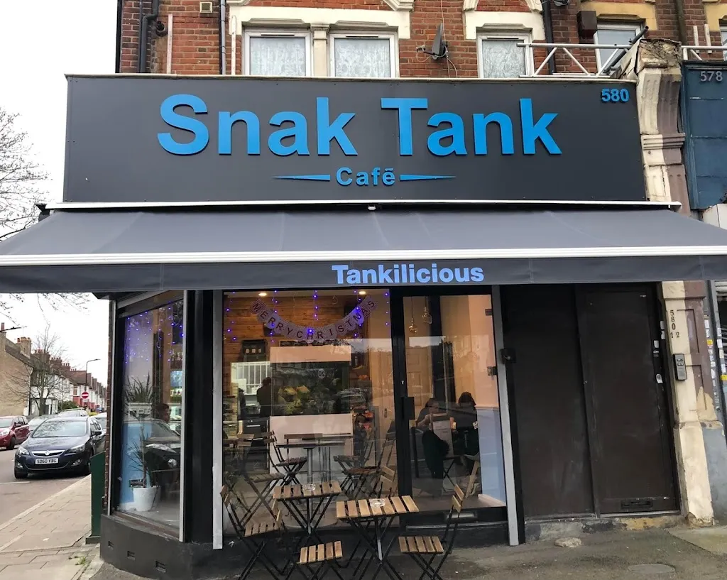 Snak Tank
