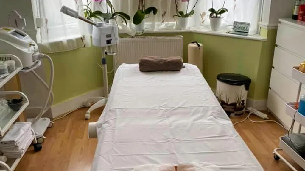 Steliana Malinova/ Massage and beauty therapist
