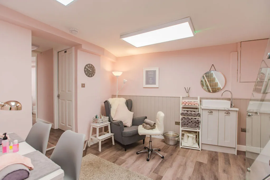 Storksen Nordic Nail & Beauty Lounge Islington