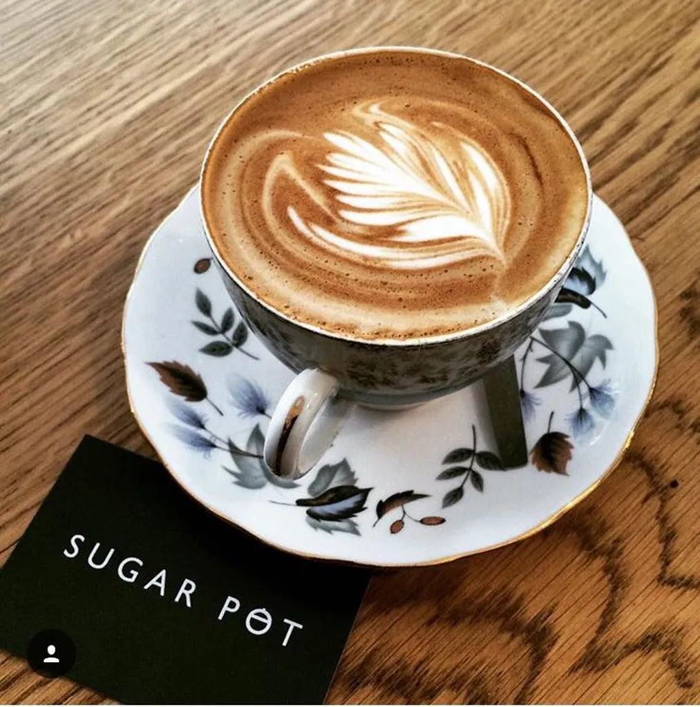 Sugar Pot