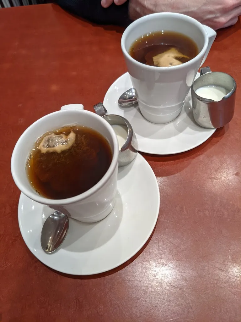 SURBİTON CAFE