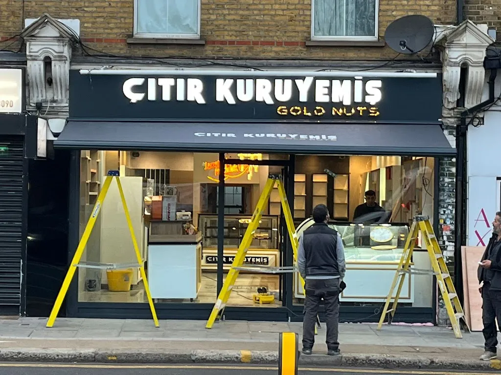 Çıtır Kuruyemiş-Gold Nuts