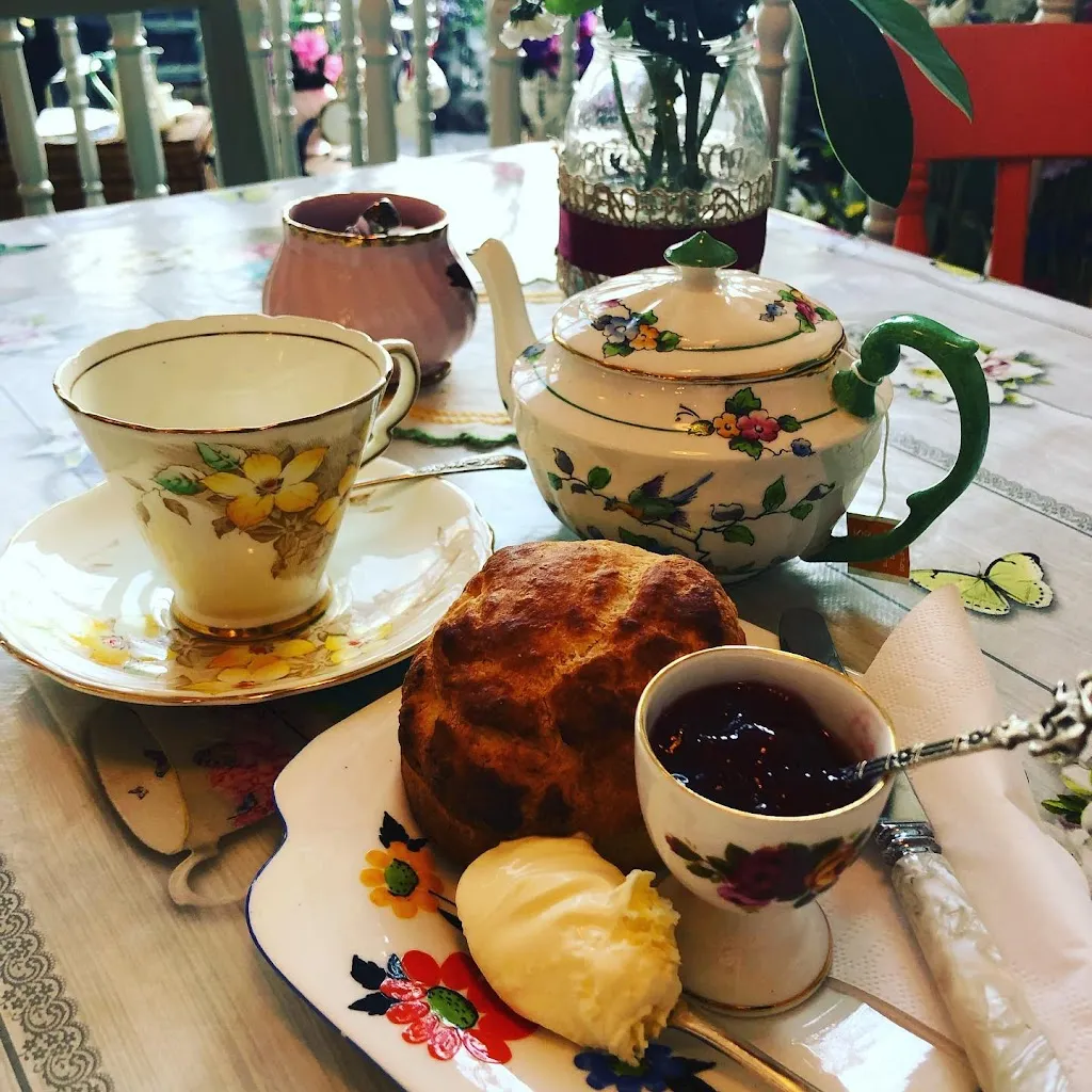 Tea Darling - Acton