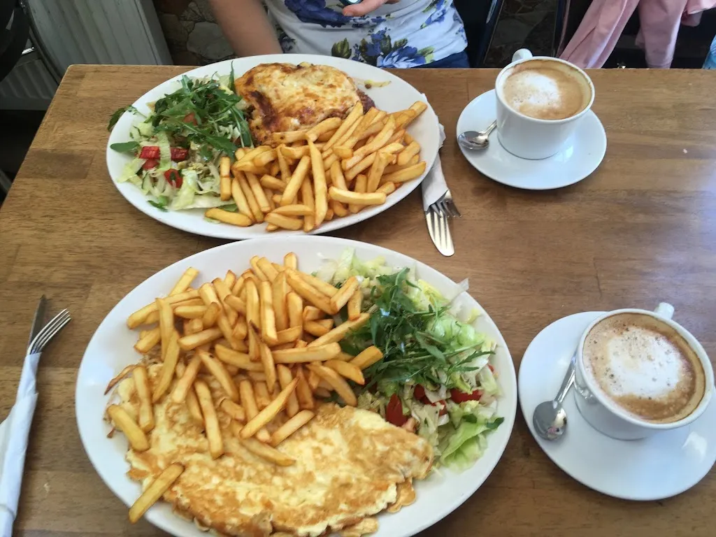 The Bankside Cafe.