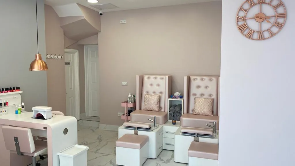 The Beauty Retreat, Islington (Waxing, BIAB, Aesthetics , Manicures, Pedicures, Gel Polish, Eyelash & Eyebrow Treatments)