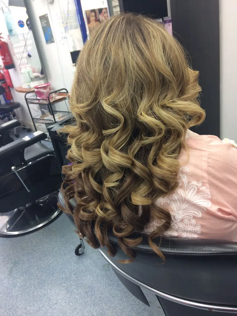 The Beauty Salon Off Ilford Lane