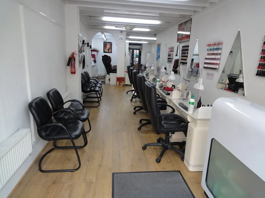 Tips & Toes Nail Studio