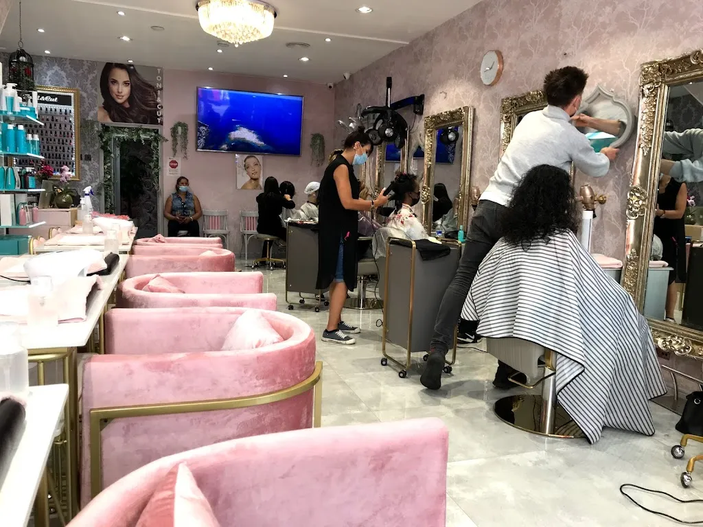 TONI&CUT Hair,Beauty,Nails & Cosmetic Centre