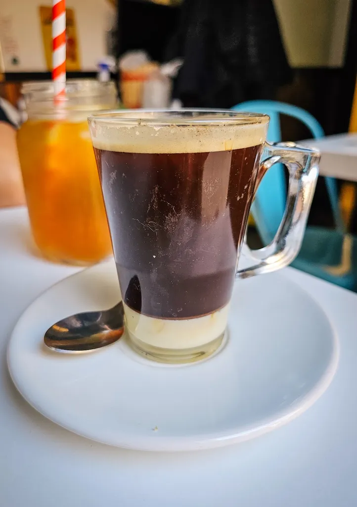 Union Viet Café