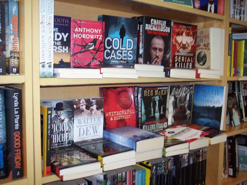 V & A Books & Gifts