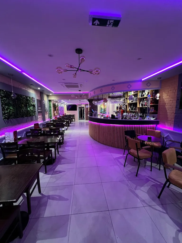 VALENTIN CAFE