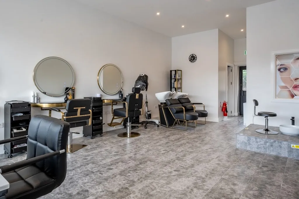 Viola Hair and Beauty Salon
