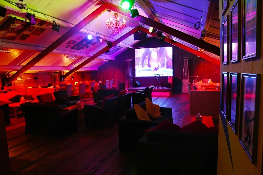 Volume Cafe