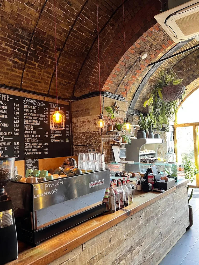 W6 Garden Centre and Cafe