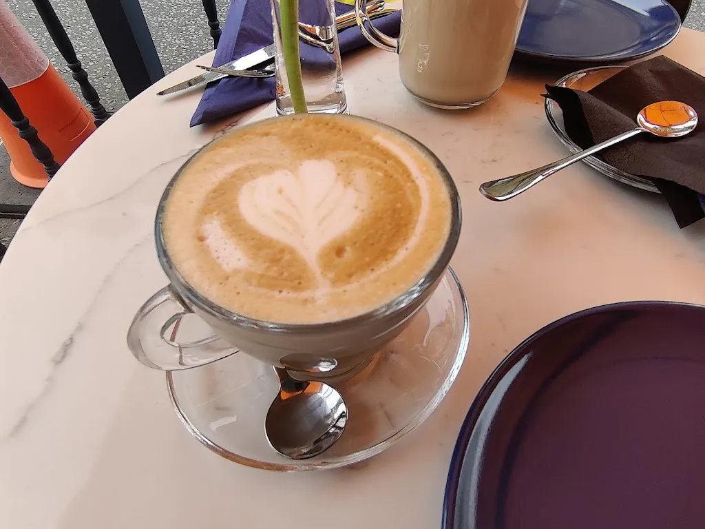 Walton Café