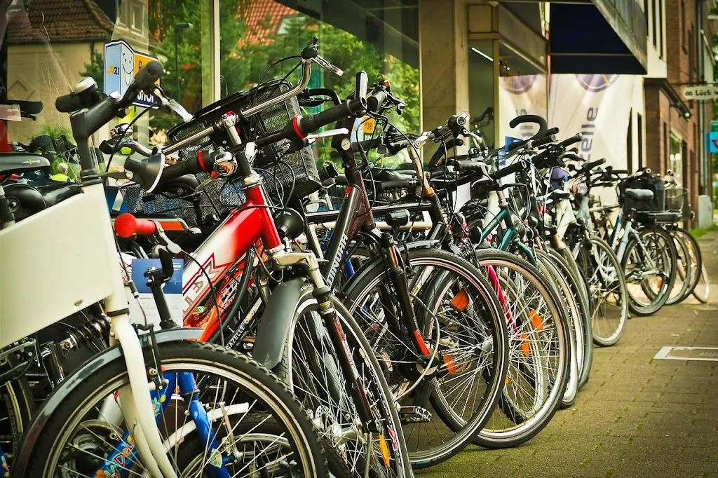 Welling Cycles