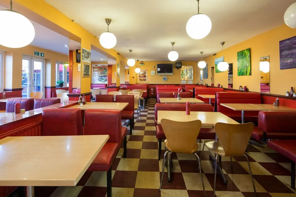 Wonder Cafe & Grill